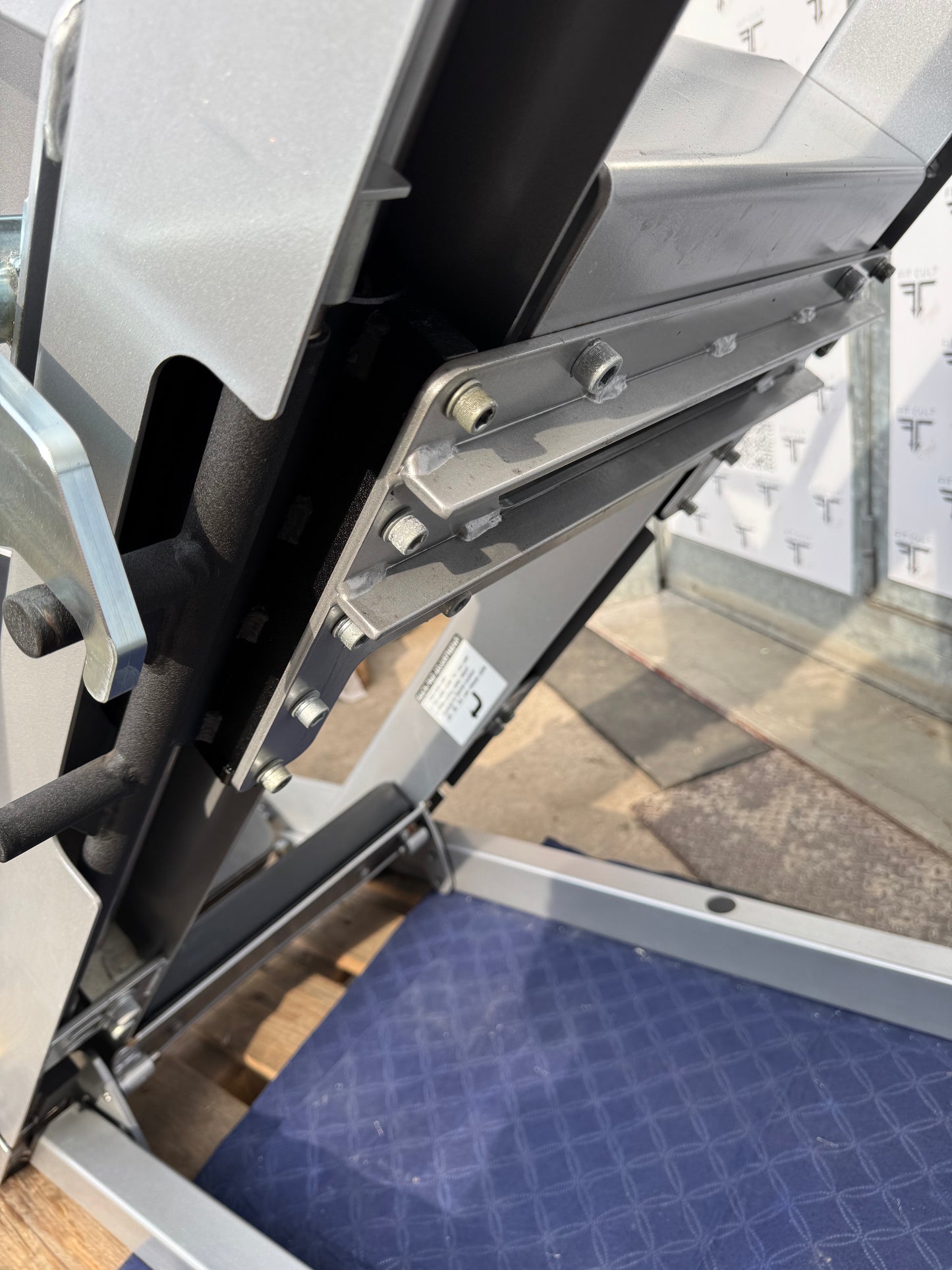Cybex Plate Loaded Leg Press "OG" Newer Design