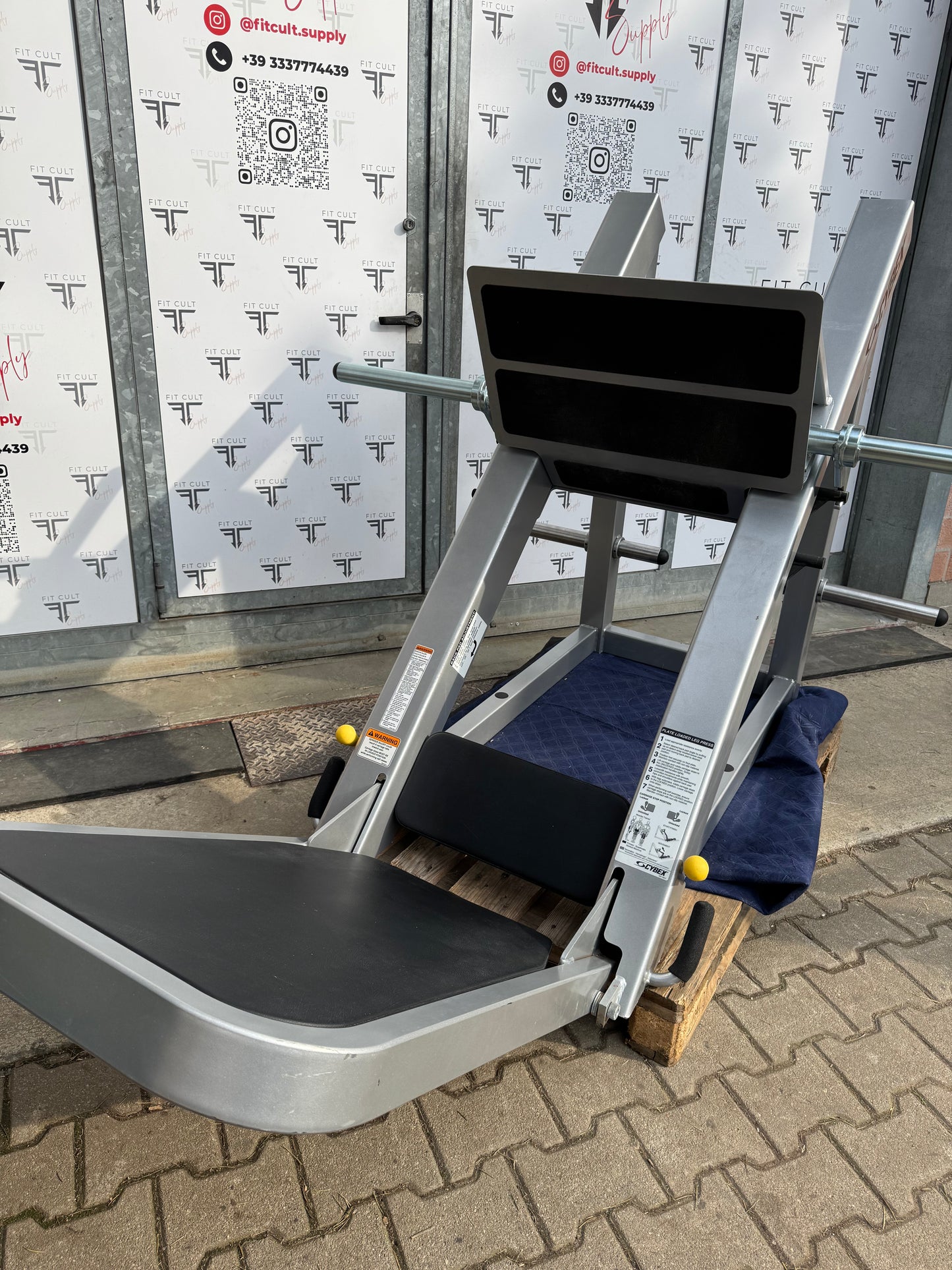 Cybex Plate Loaded Leg Press "OG" Newer Design