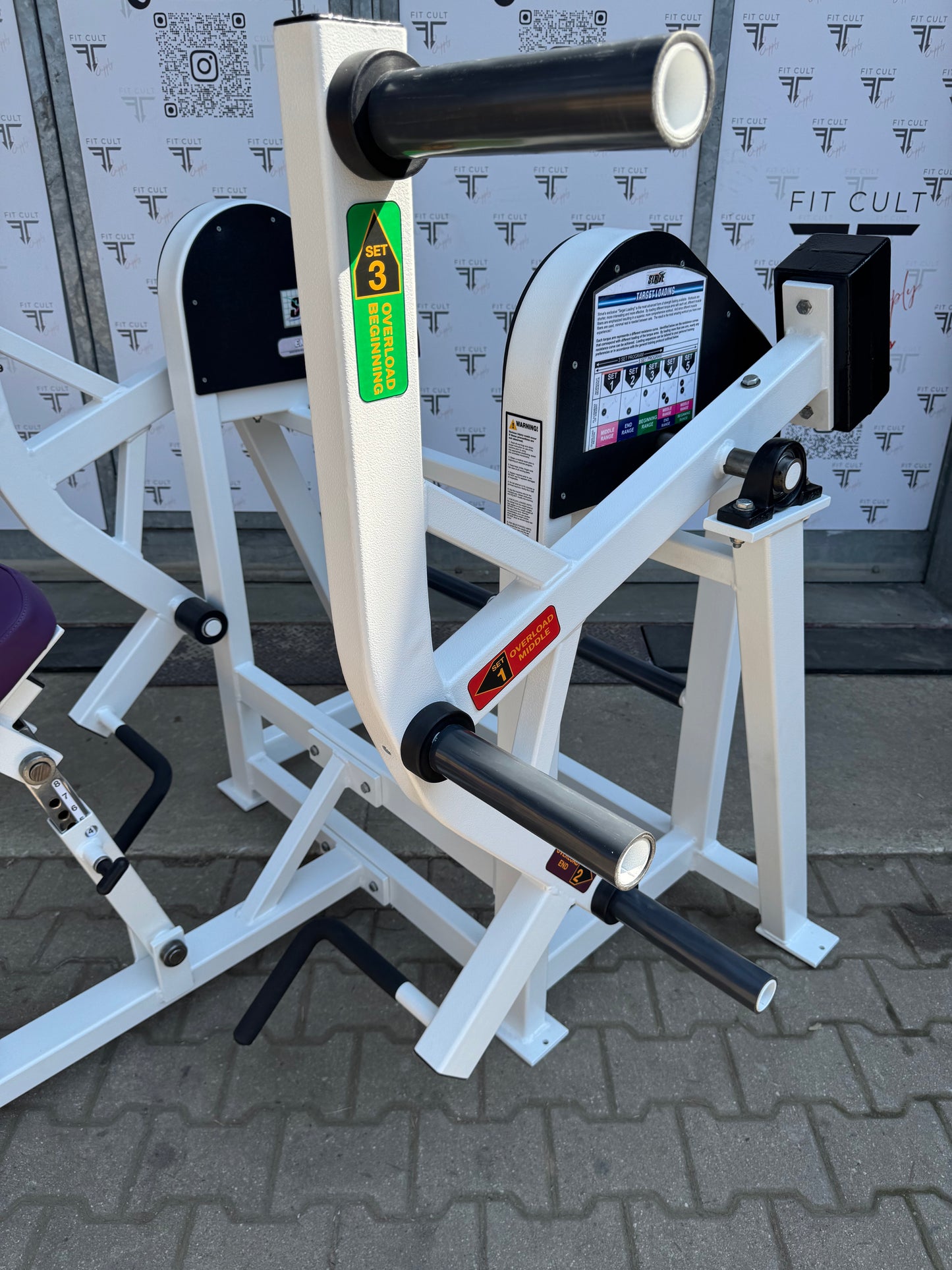 Strive Extreme Row
