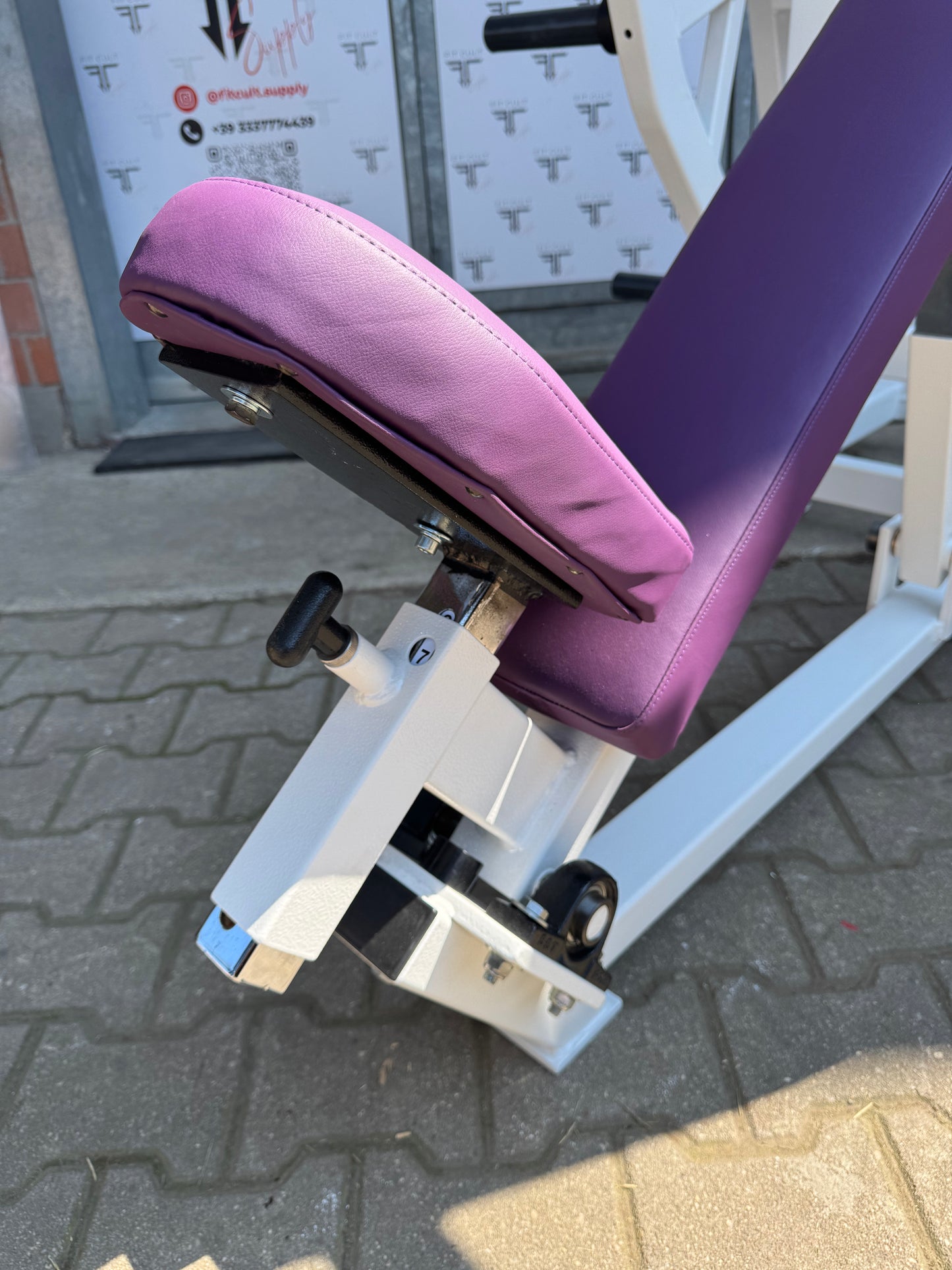 Strive Extreme Row