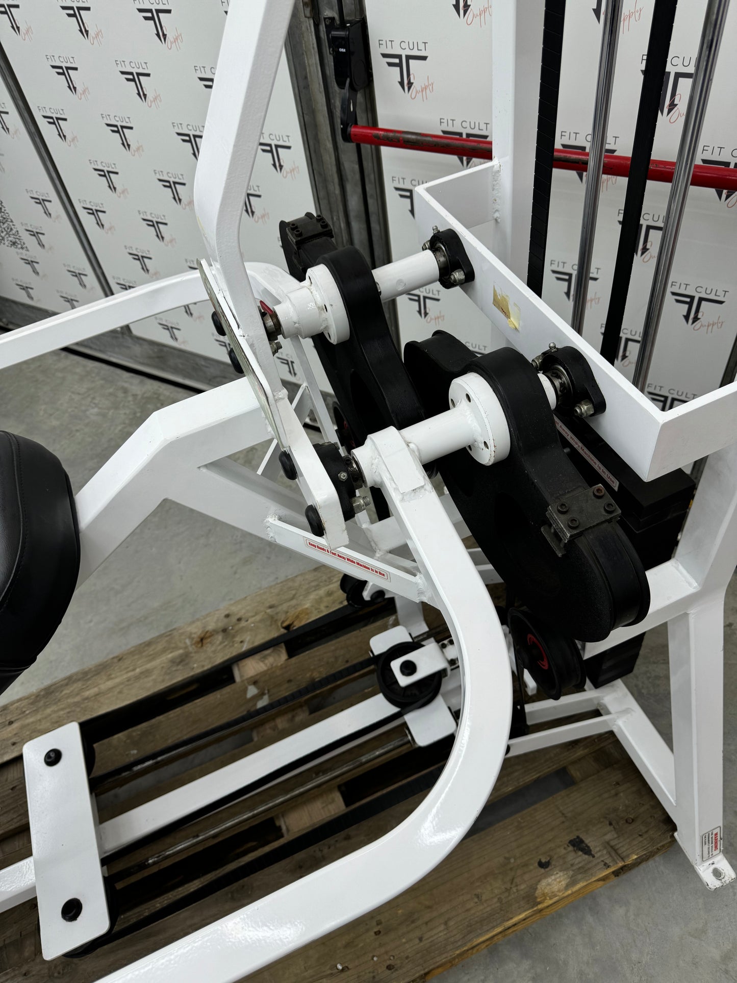 Flex Fitness 30° Pec Contractor