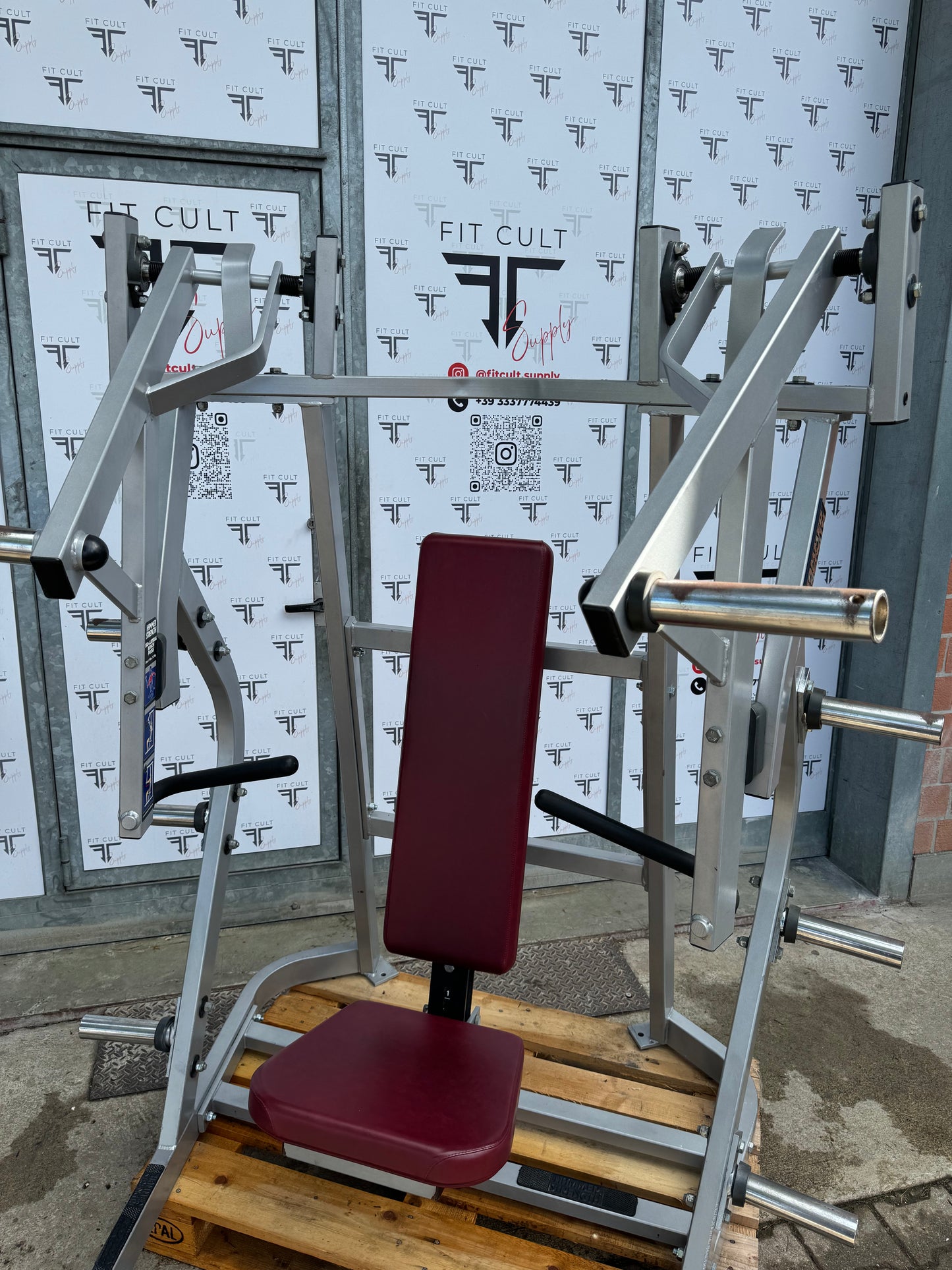 Hammer Strength Iso-Lateral Bench Press