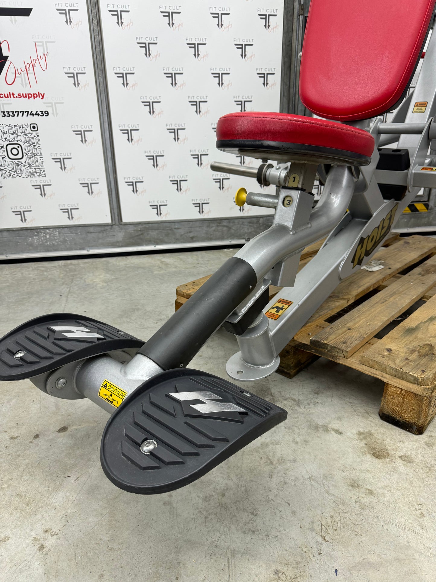Hoist Roc-It Plate Loaded Chest Press