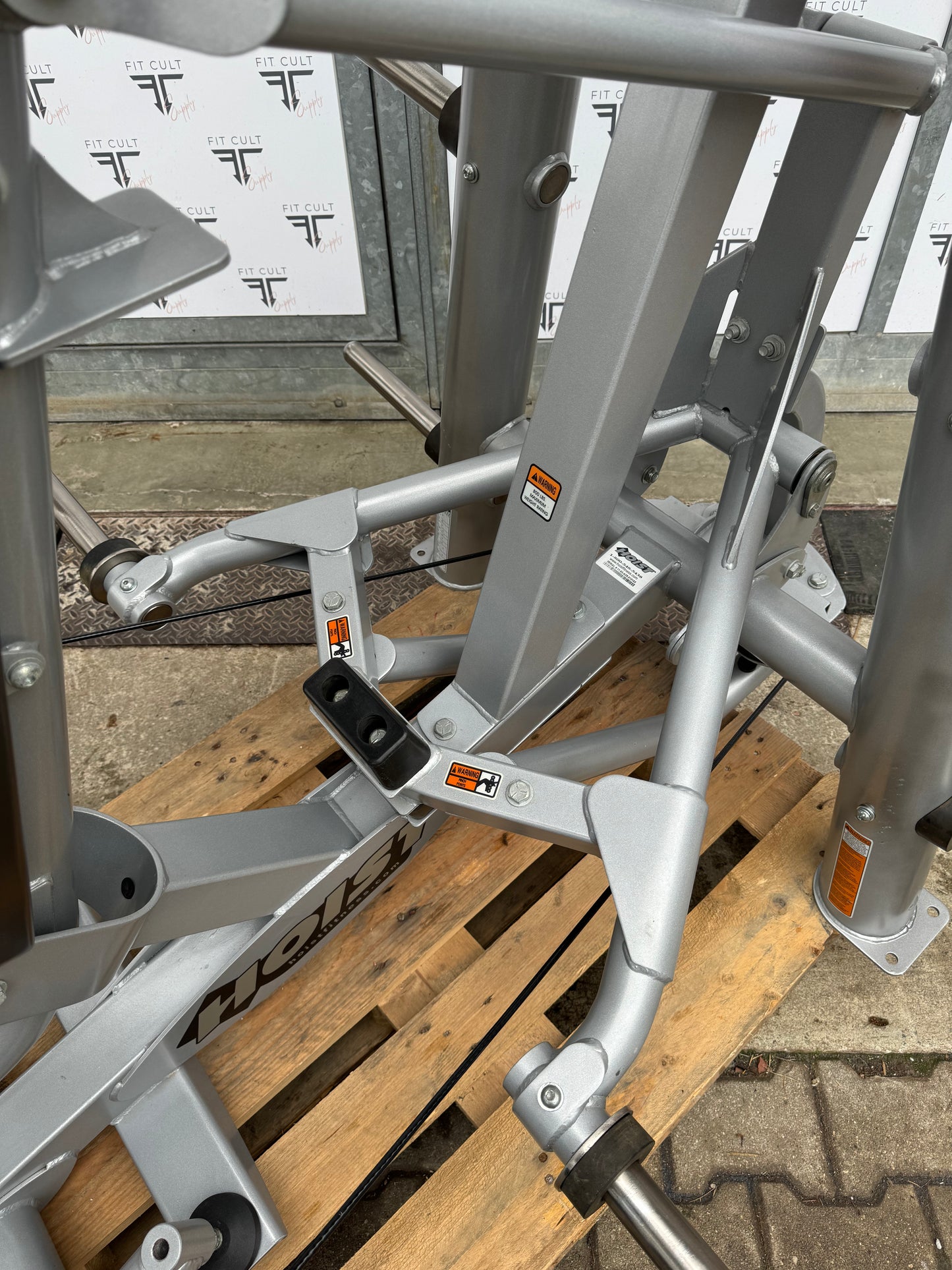 Hoist Roc-It Plate Loaded Decline Chest Press