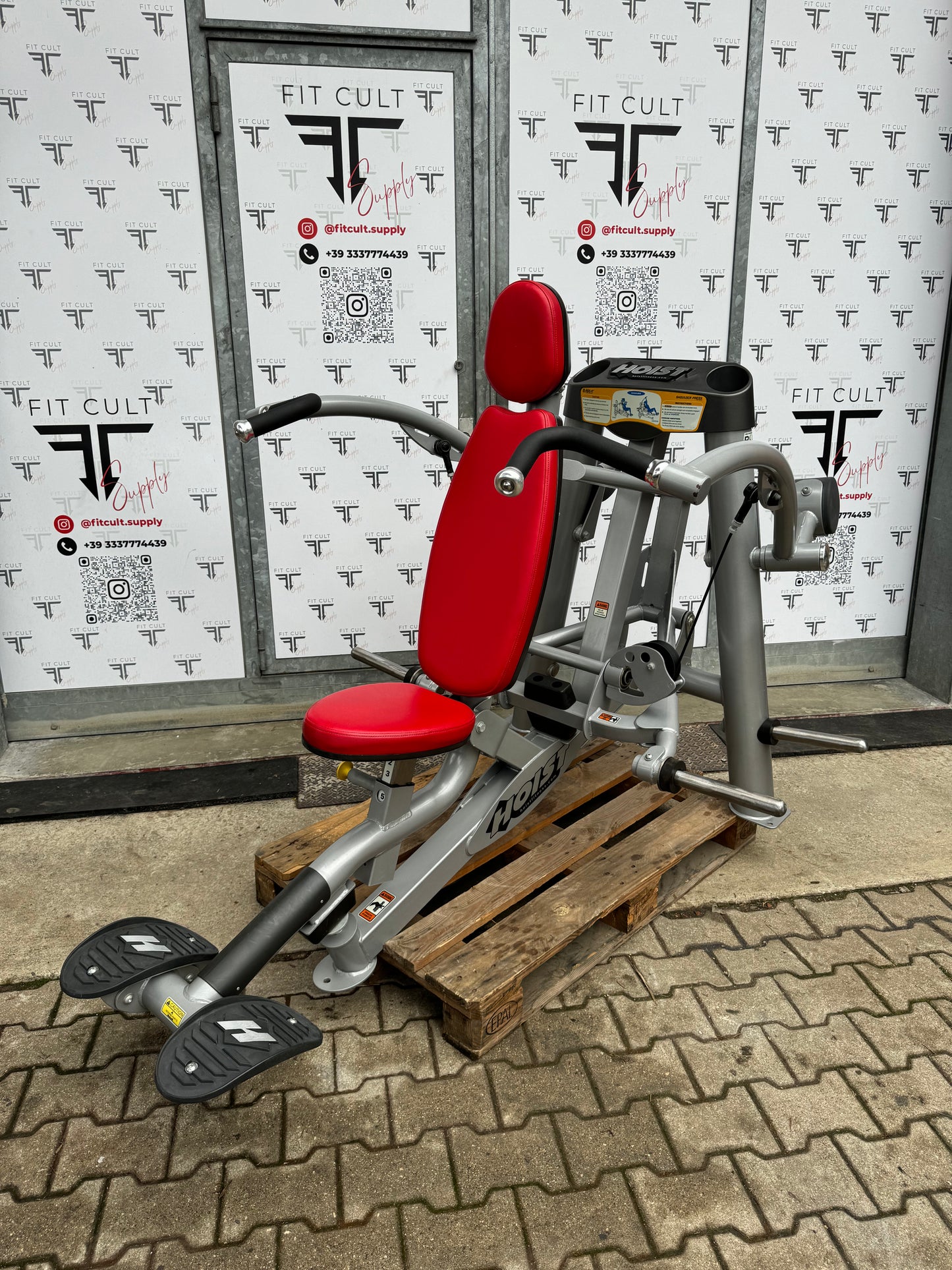 Hoist Roc-It Plate Loaded Shoulder Press