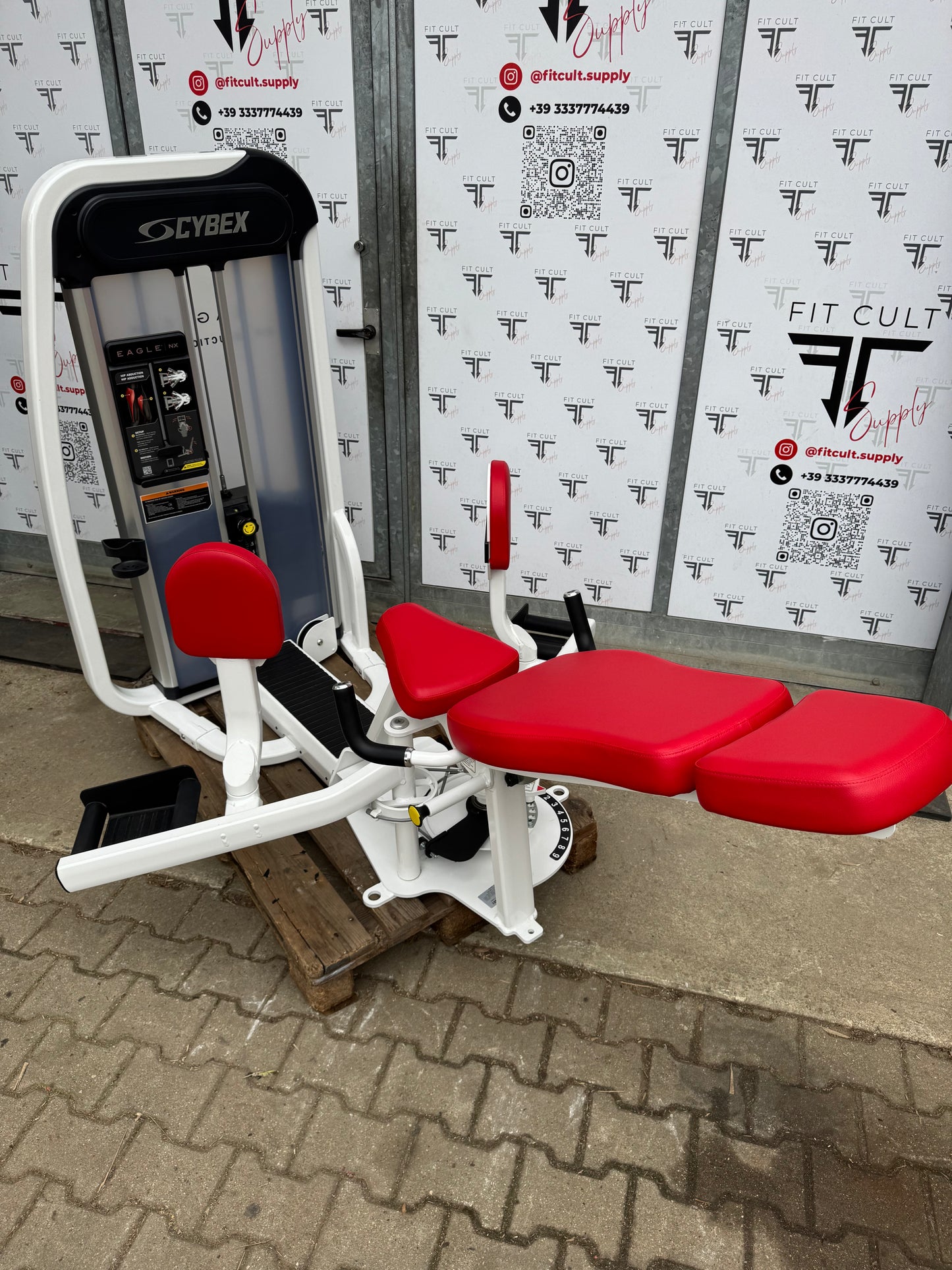 Cybex Eagle NX Hip Adduction / Hip Abductor