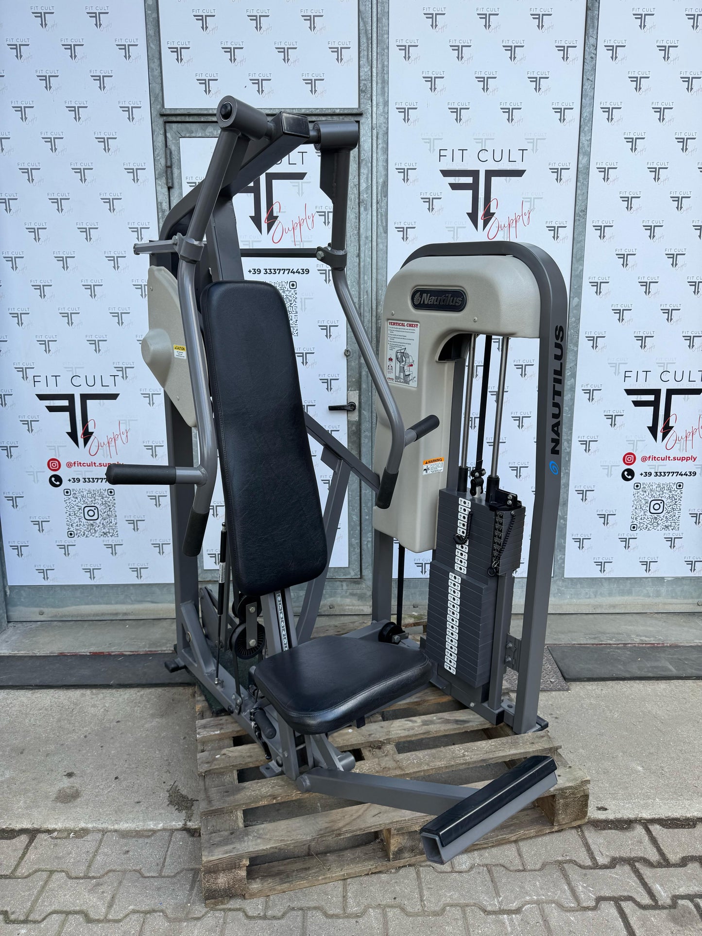 Nautilus 2st Vertical Chest