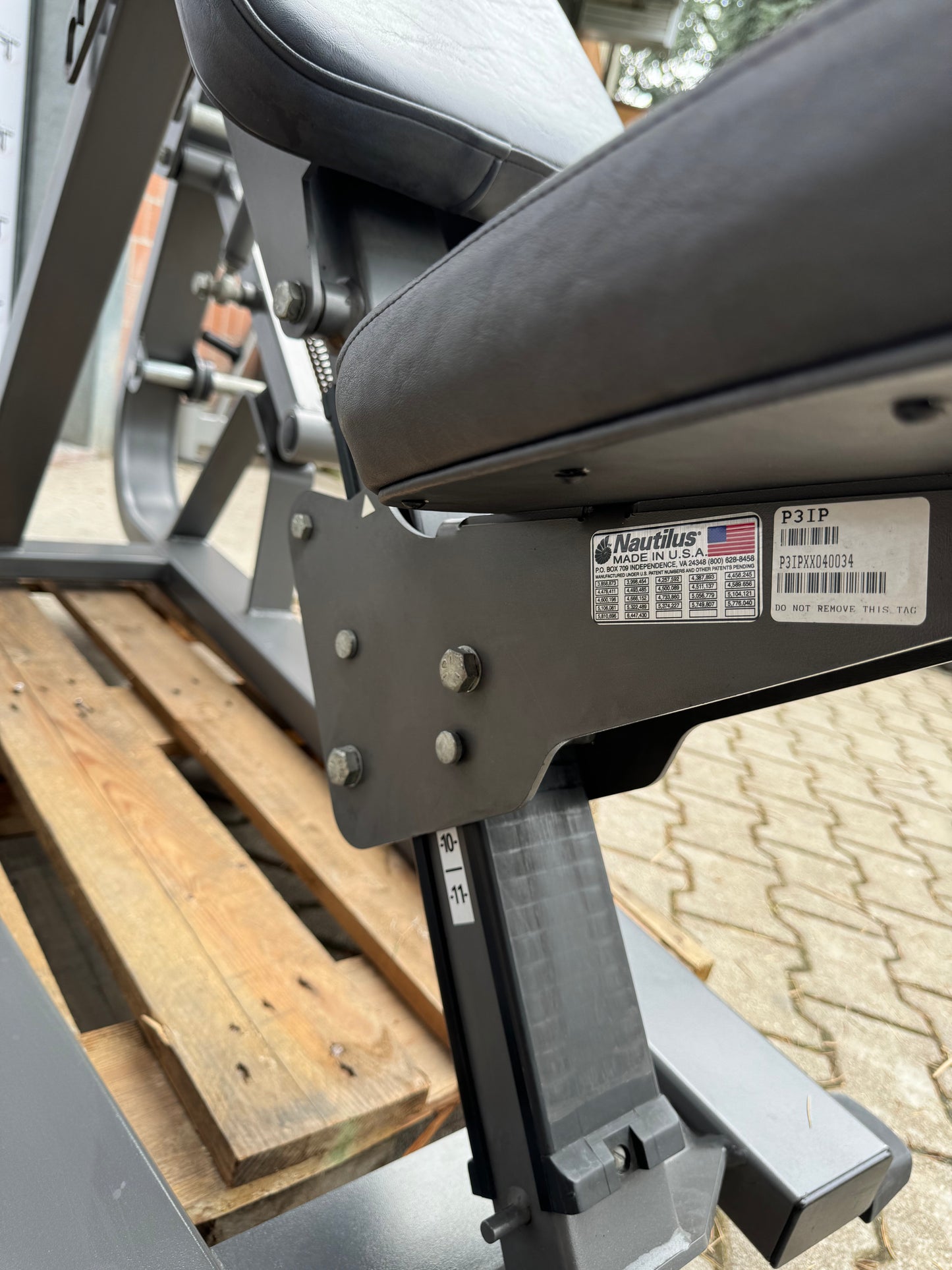 Nautilus Xpload Incline Chest Press