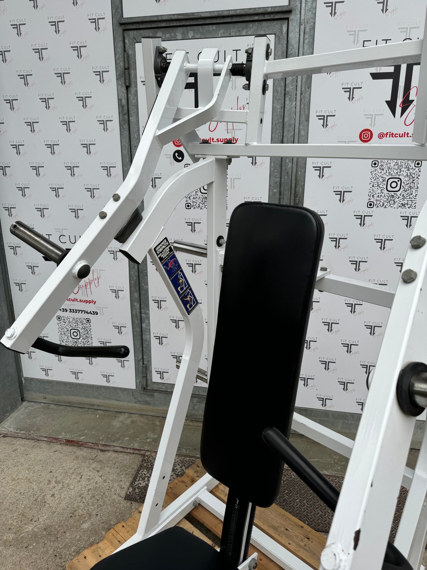 Hammer Strength Iso-Lateral Incline Press