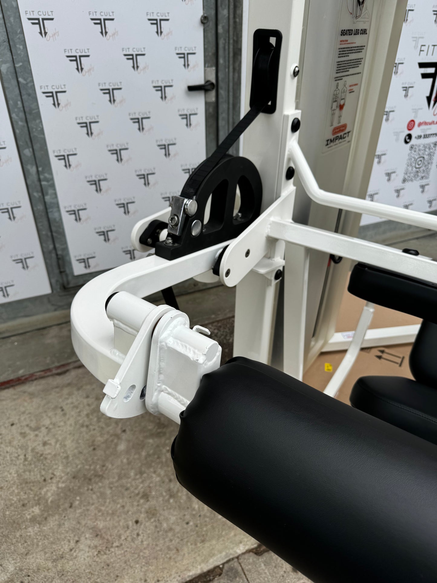 Star Trac Impact Seated Leg Curl (RESTORED)