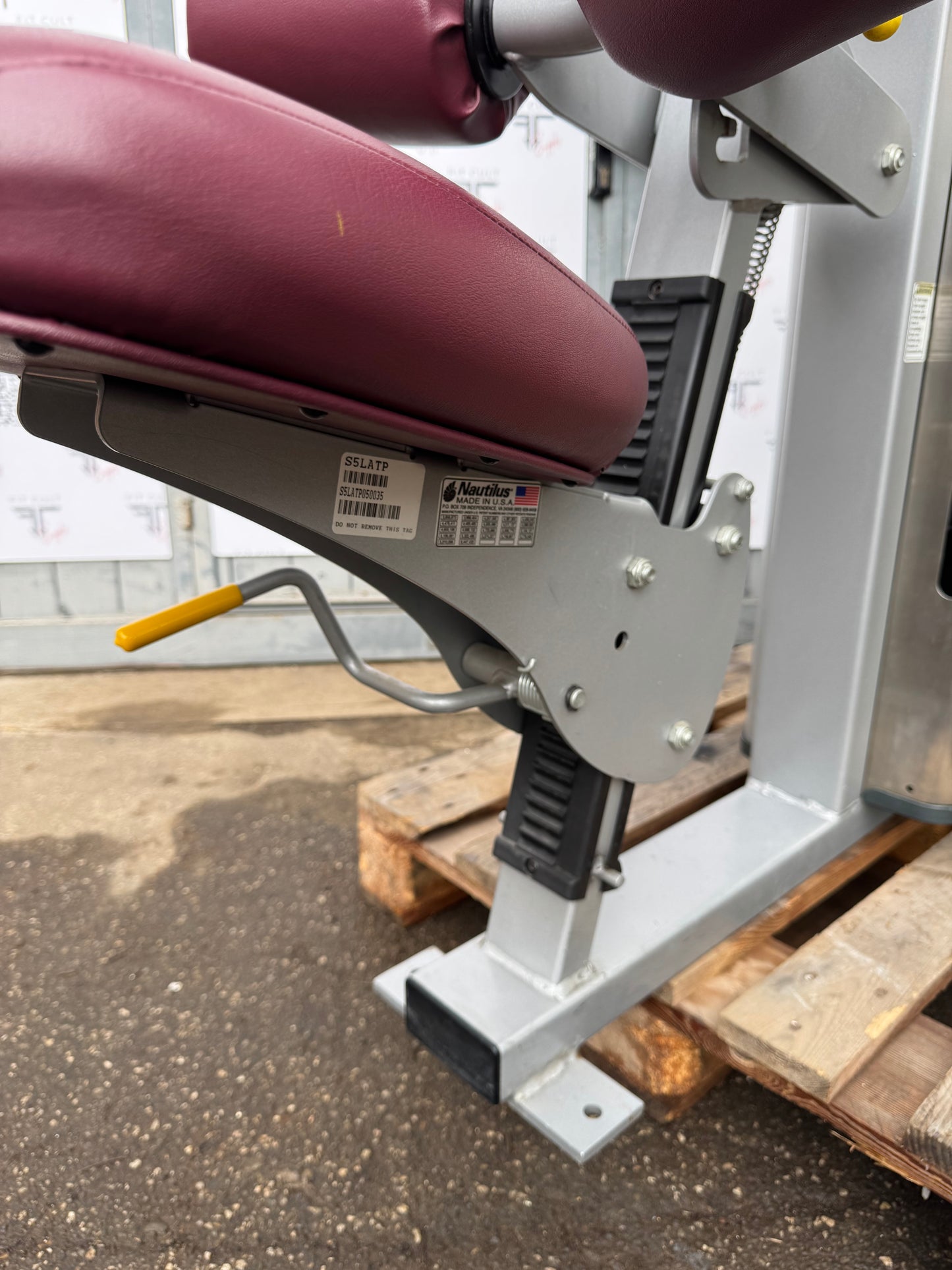 Nautilus Nitro Plus Lat Pulldown