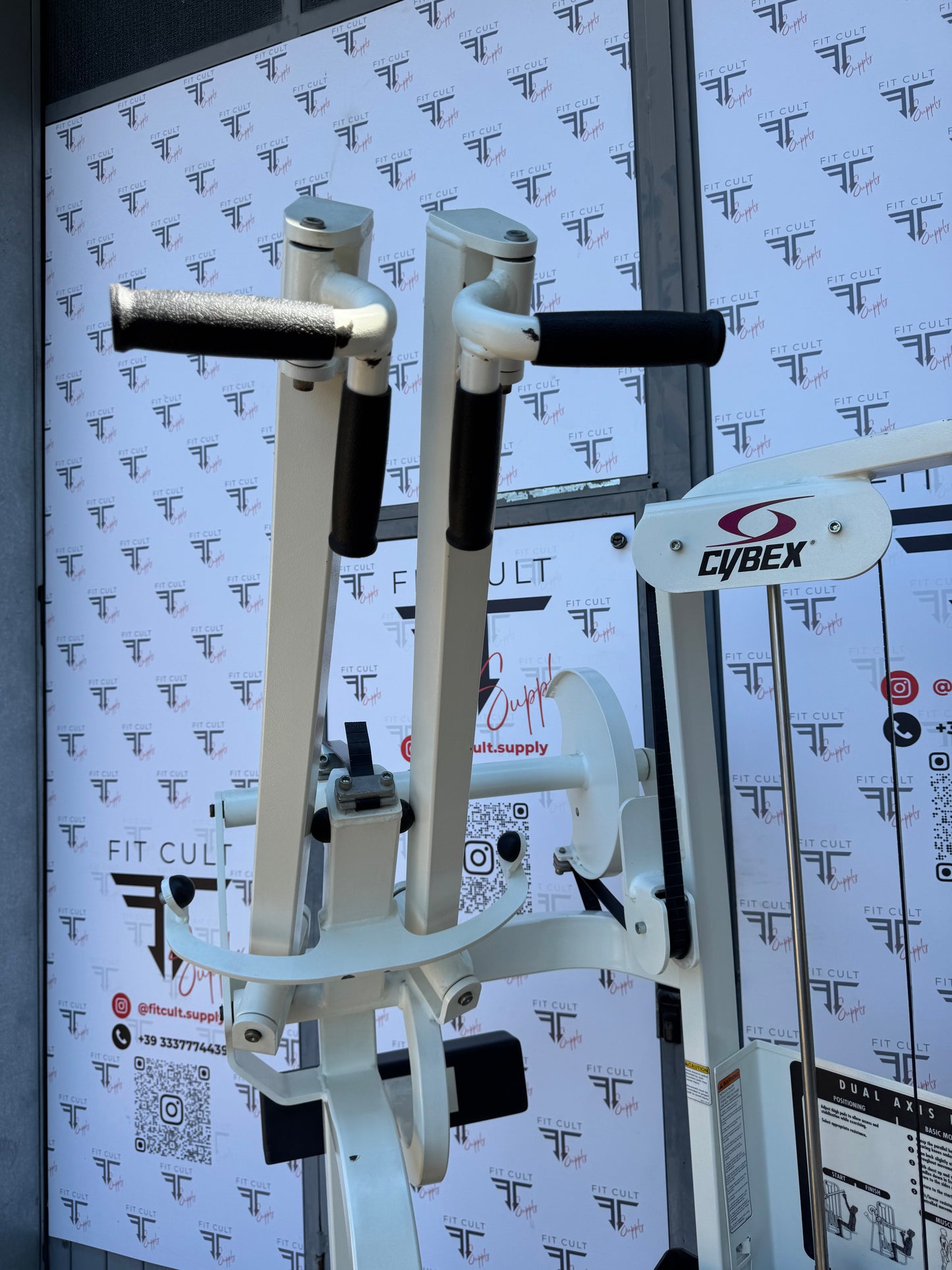 Cybex Vr2 Dual Axis Lat Pulldown