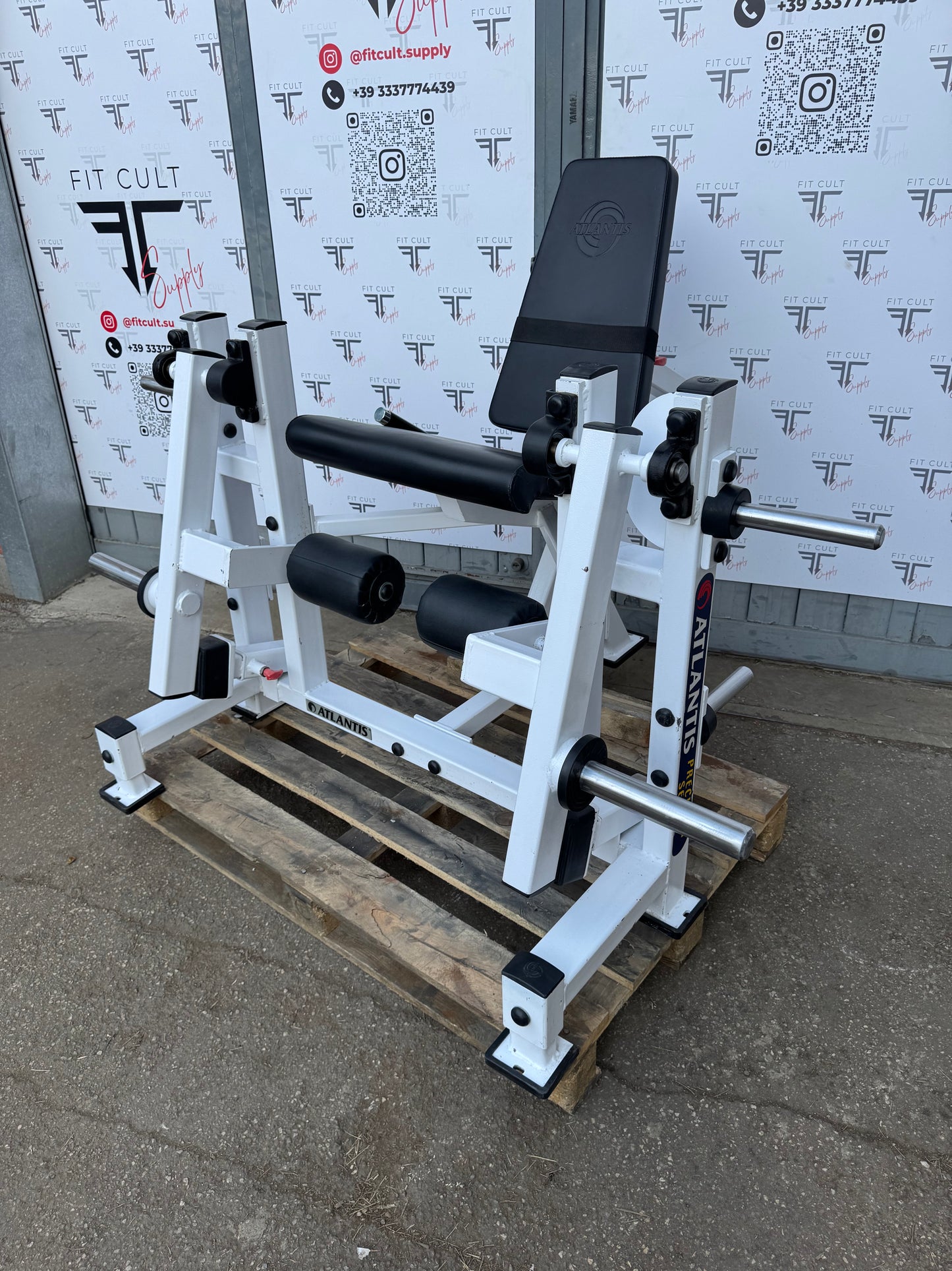 Atlantis Precision Series Plate Loaded Leg Extension