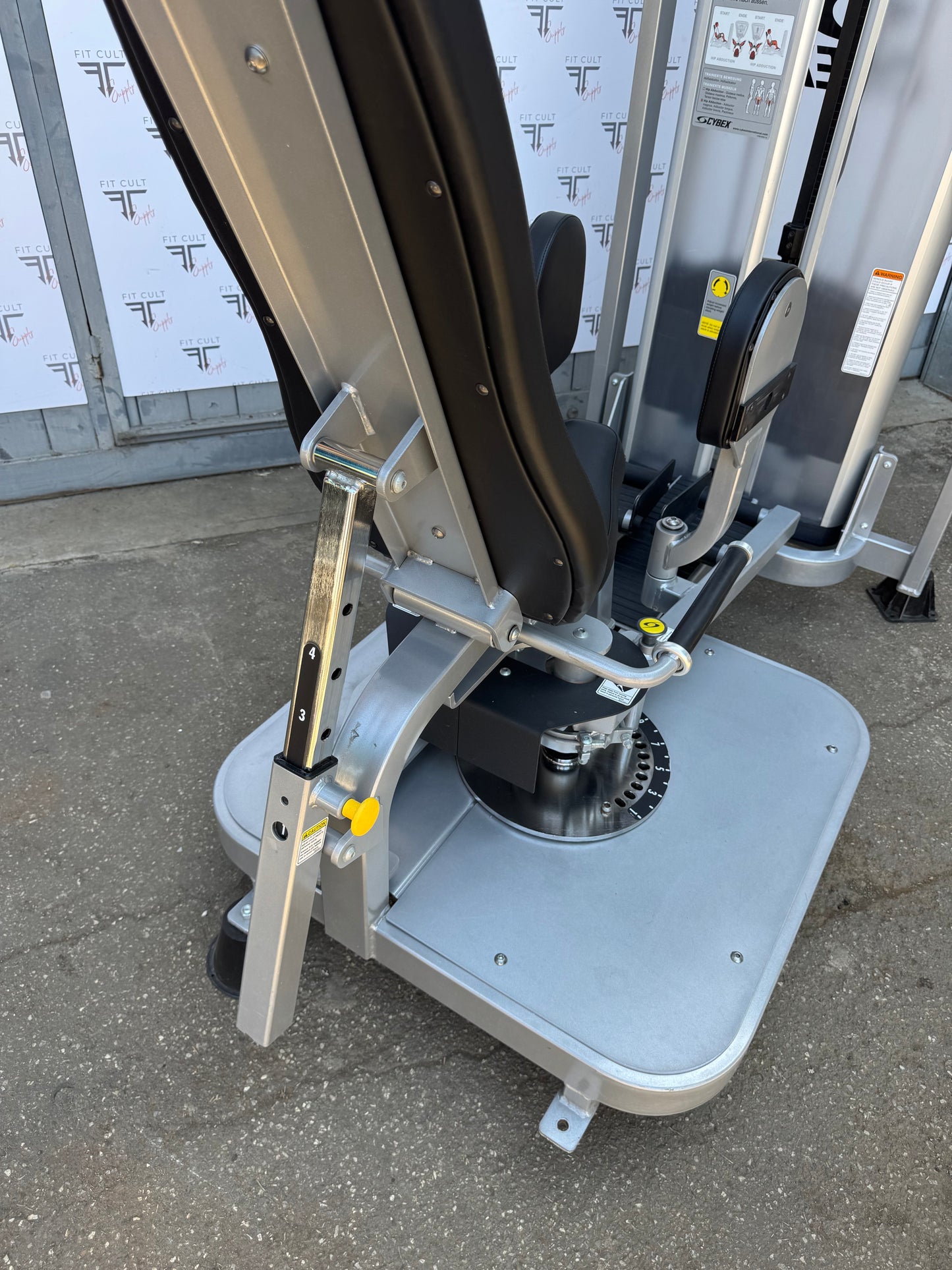 Cybex Eagle Hip Abductor/Adductor