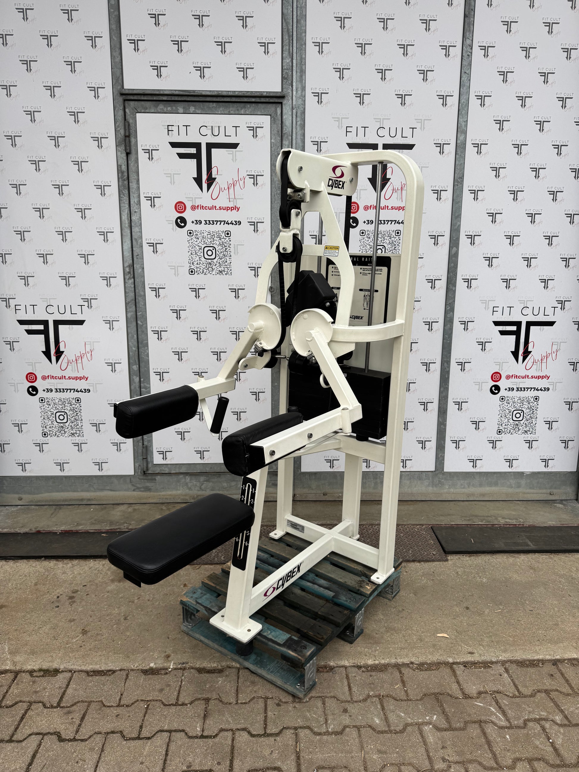 cybex lateral raise machine Cybex VR2 Lateral Raise – Fitcult Supply