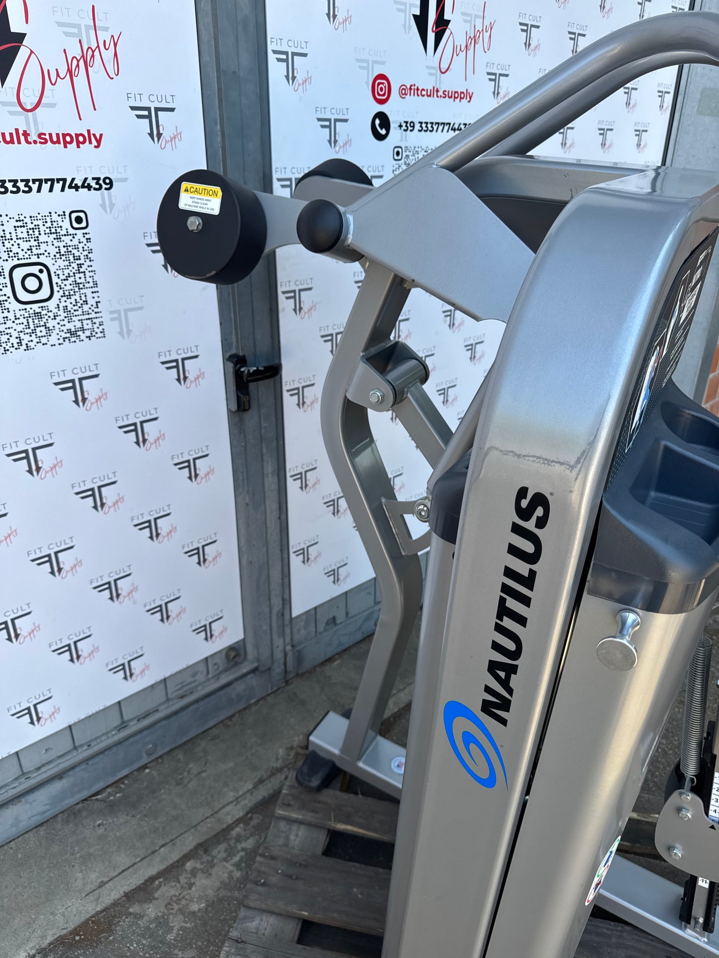 Nautilus Nitro Evo Overhead Press