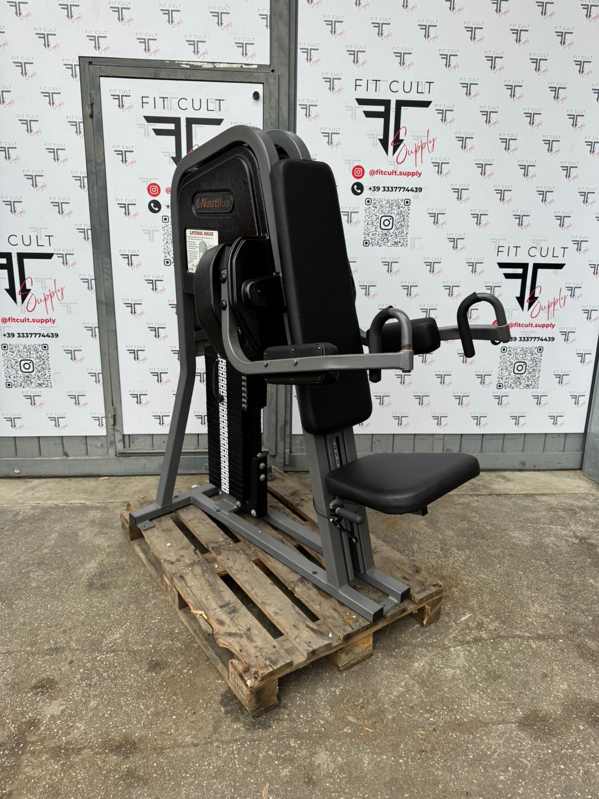 Nautilus 2st Lateral Raise