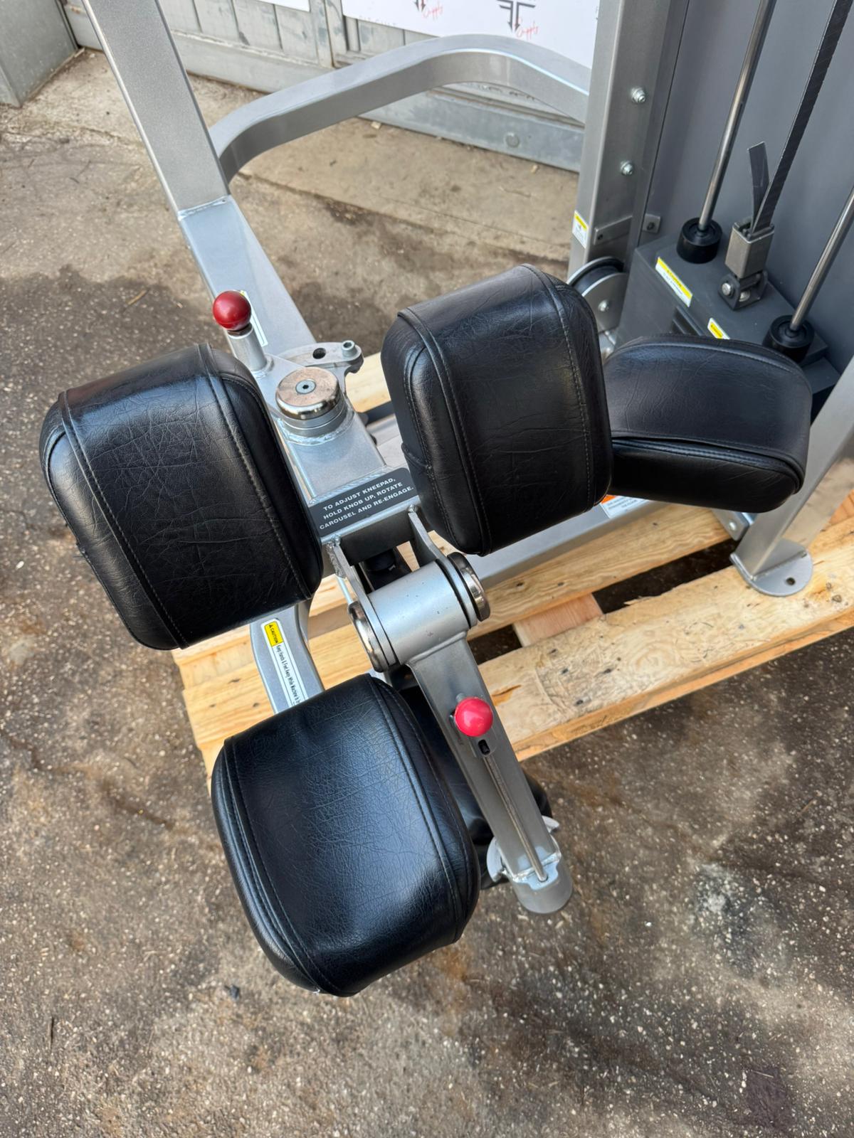Startrac Impact Kneeling Leg Curl