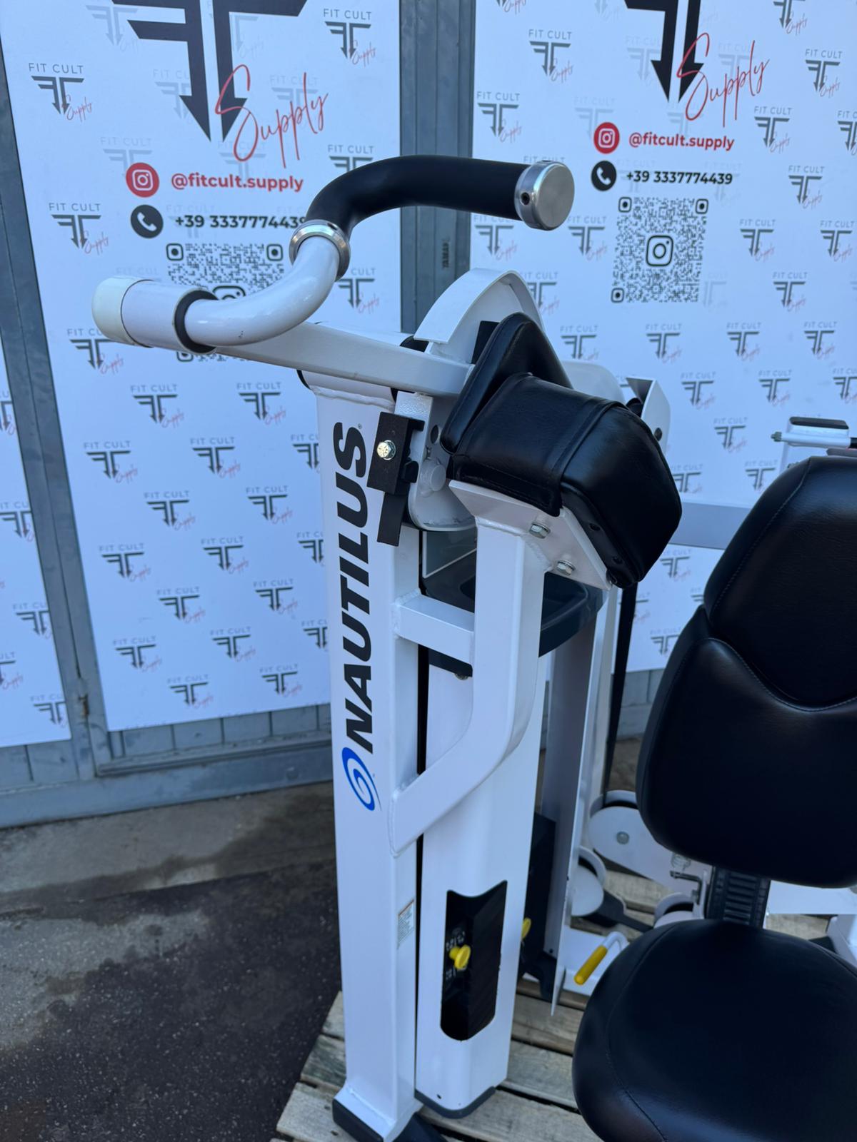 Nautilus Nitro Biceps Curl