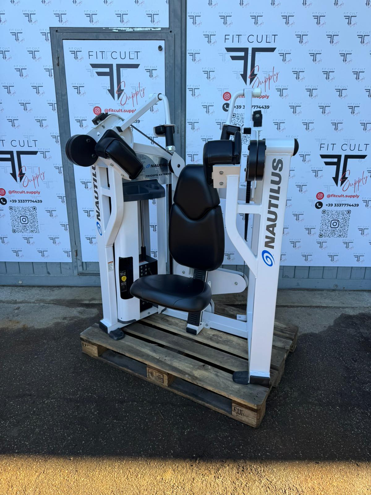 Nautilus Nitro Triceps extension