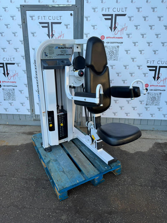 Nautilus Nitro lateral raise