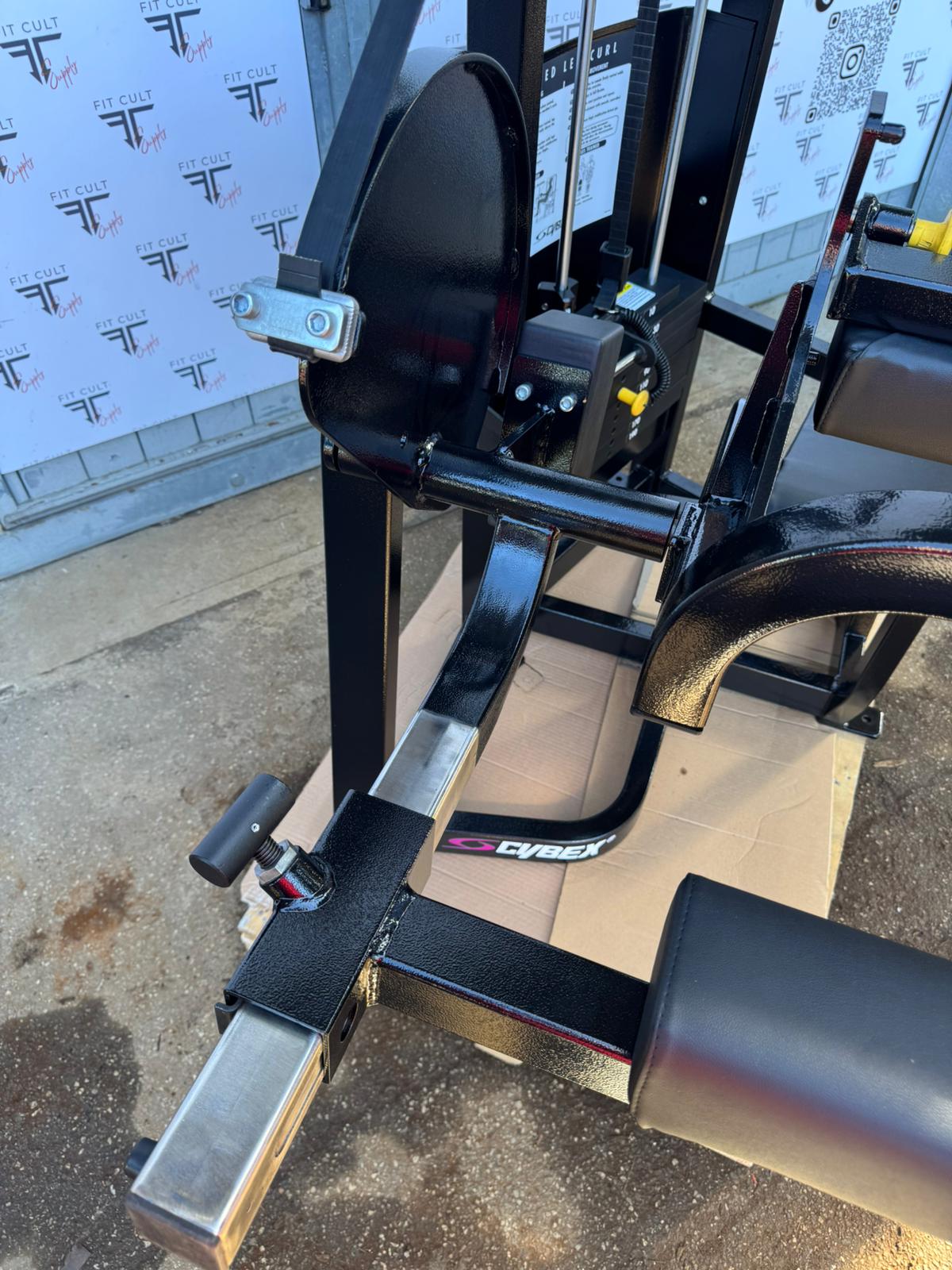 Cybex vr2 Seated Leg curl (RESTORED)