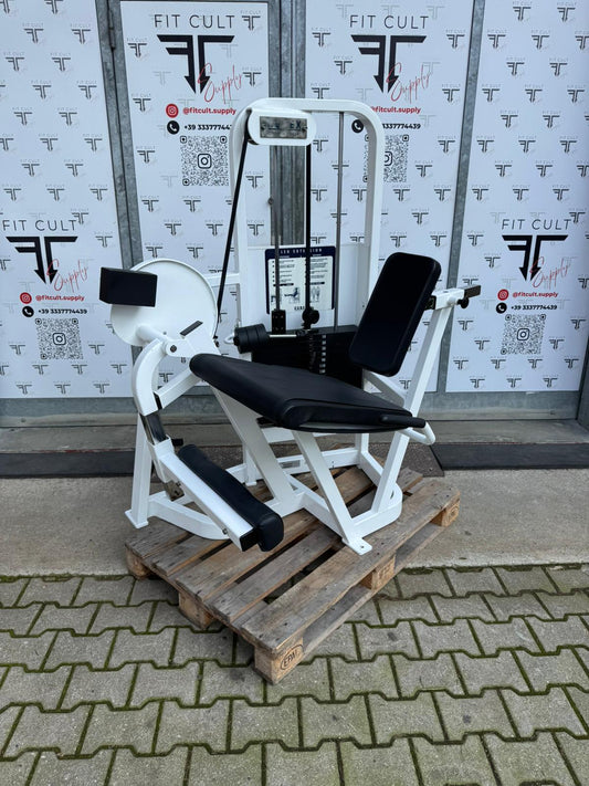 Cybex VR2 Leg Extension