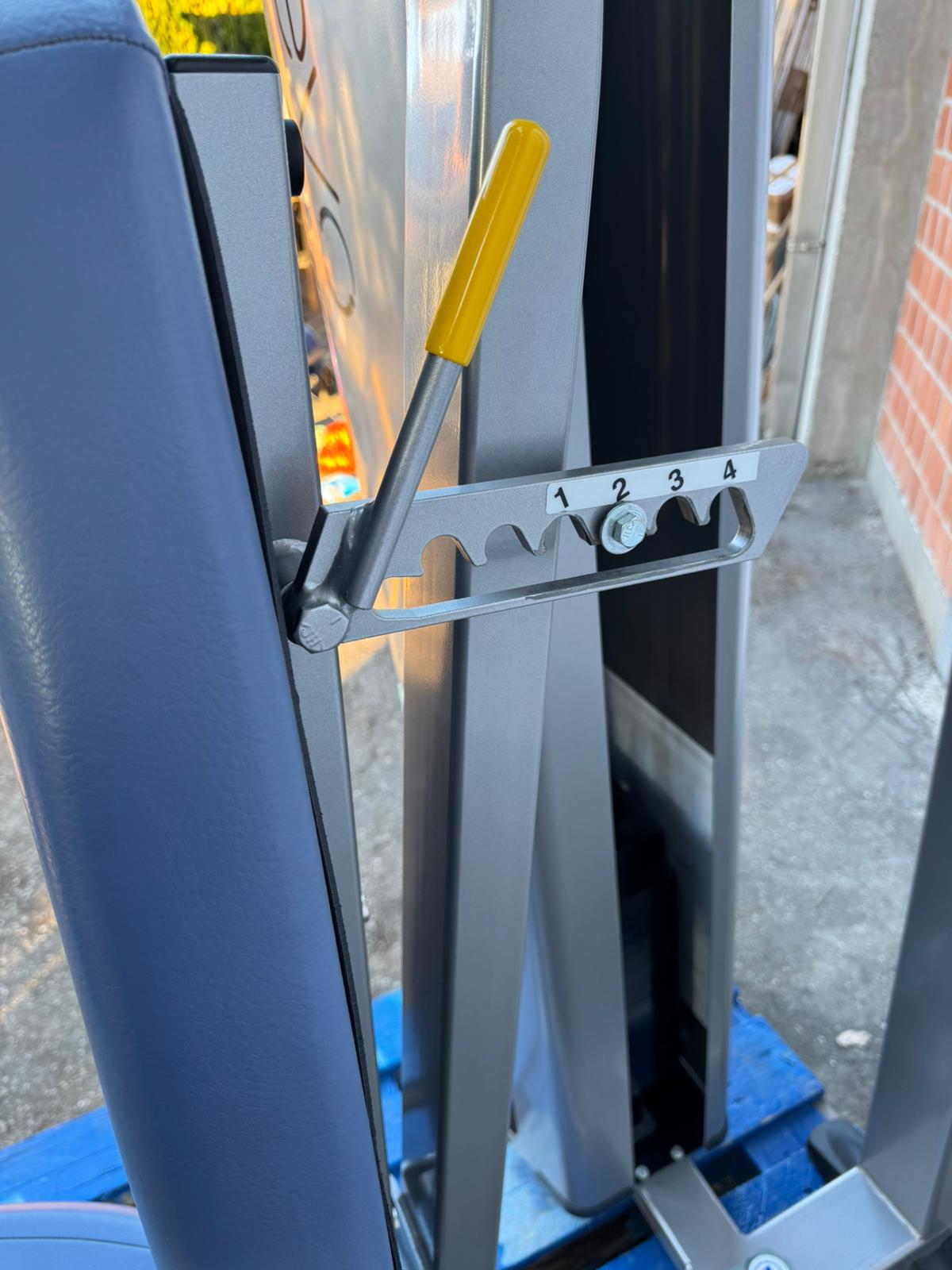 Nautilus Nitro Evo Pec Fly/Rear Delt