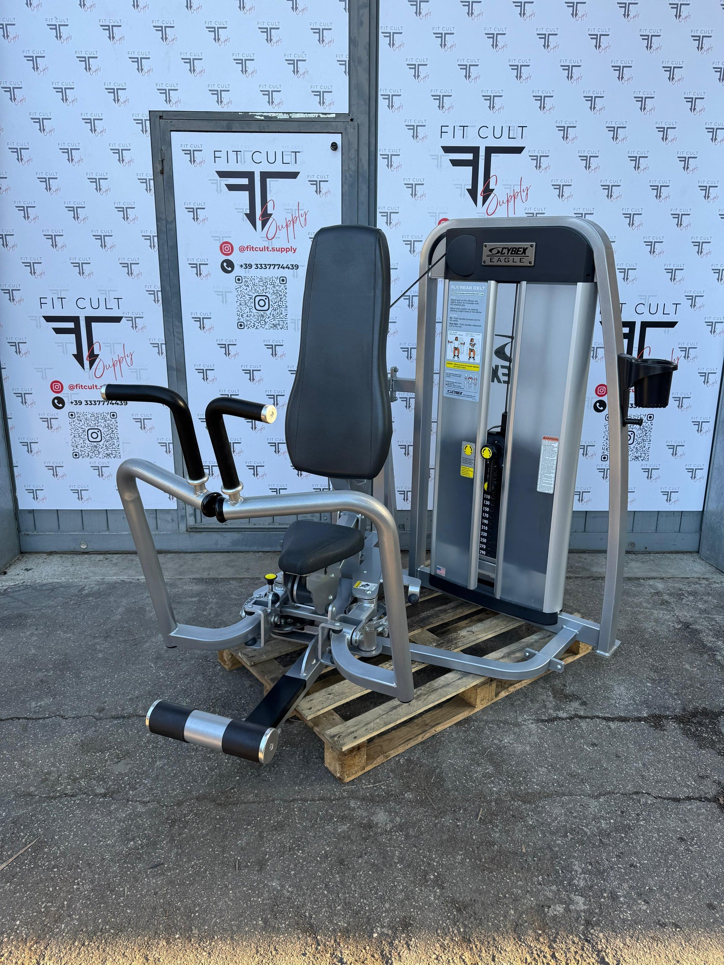 Cybex Eagle Fly/Rear Delt