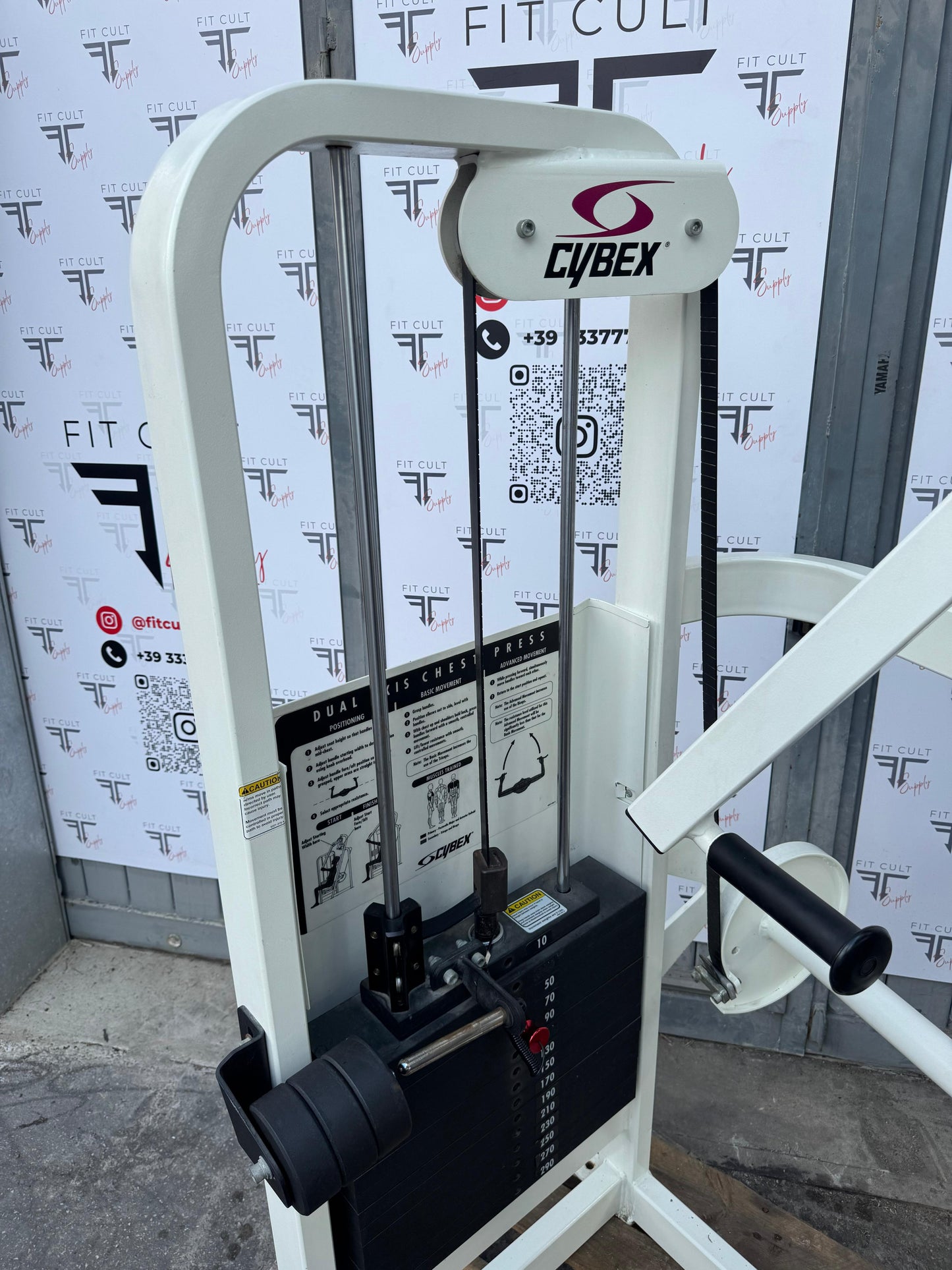 Cybex VR2 Dual Axis Chest Press
