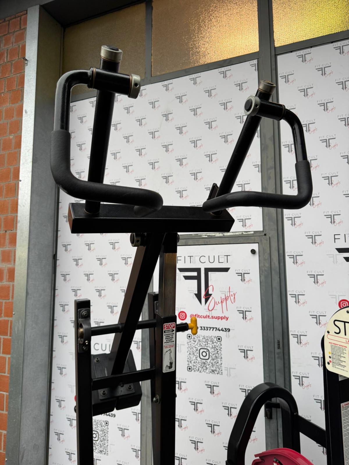 Strive Lat Pulldown